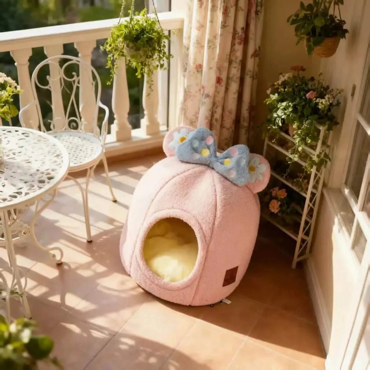 Winter Warm Enclosed Plush Teardrop Shape Pet Nest Hygiene Maintenance