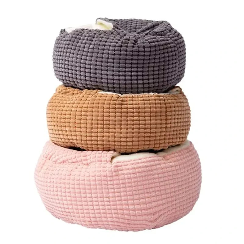 Super Soft Plush Round Pet Cave Bed for Deep Winter Sleep