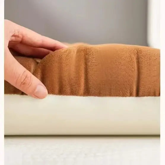 Soft Warm Cat Mattress Replaceable Easy Clean for Bee-Shaped Cat Houses