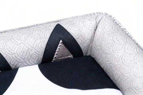 Ice Silk for Dog Cooling Bed Washable Dog Bed Cushion Mat with Non-slip