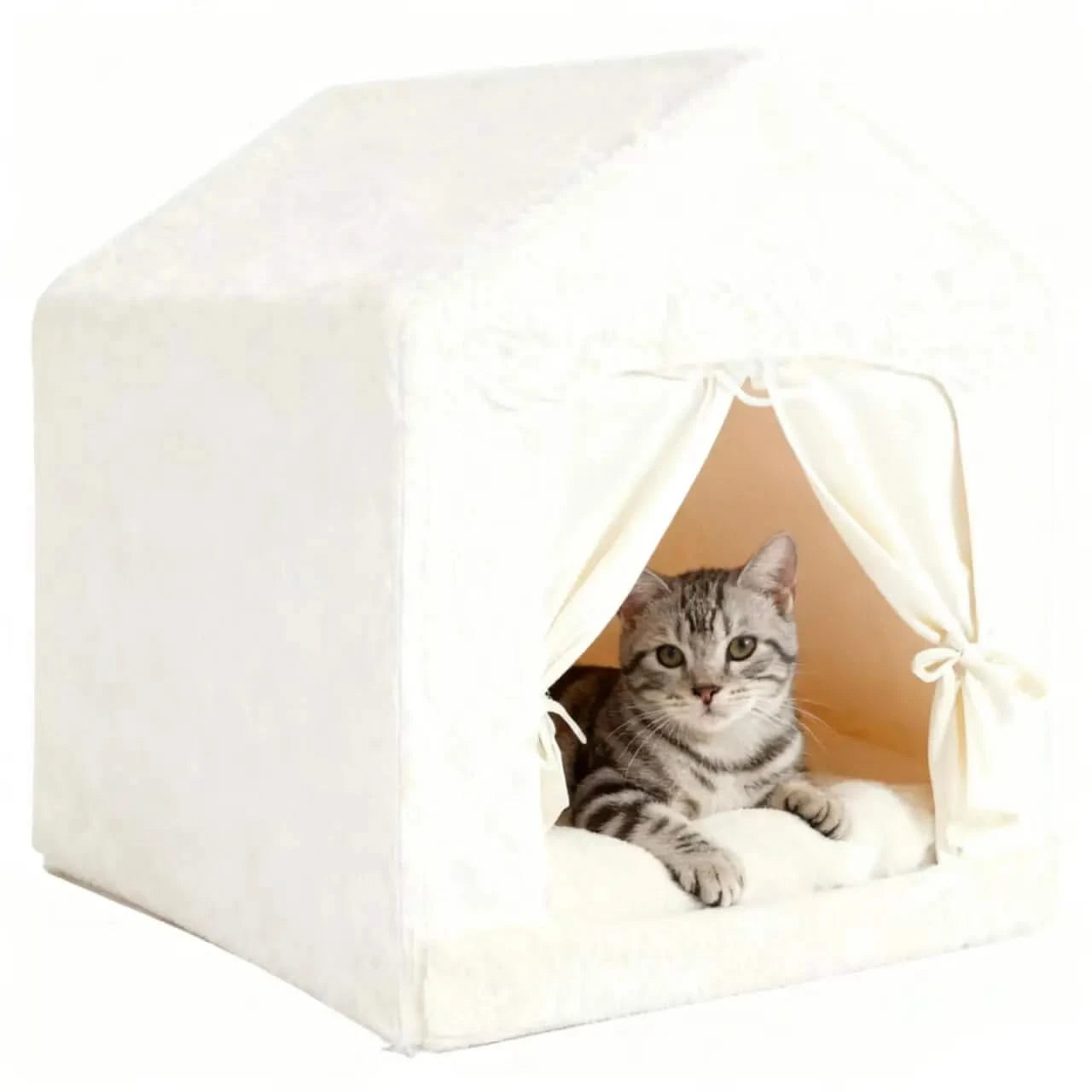 Easy Clean & Maintenance:The bed's easy-clean material makes upkeep a breeze, keeping your pet's space hygienic.