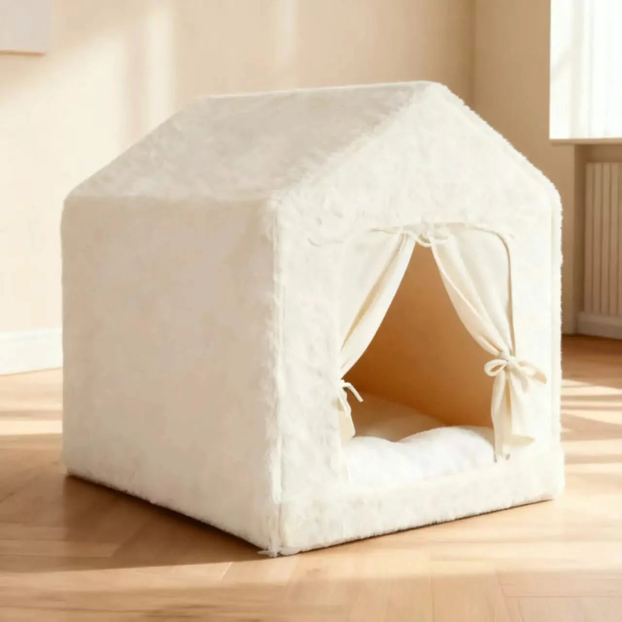 Easy Clean & Maintenance:The bed's easy-clean material makes upkeep a breeze, keeping your pet's space hygienic.