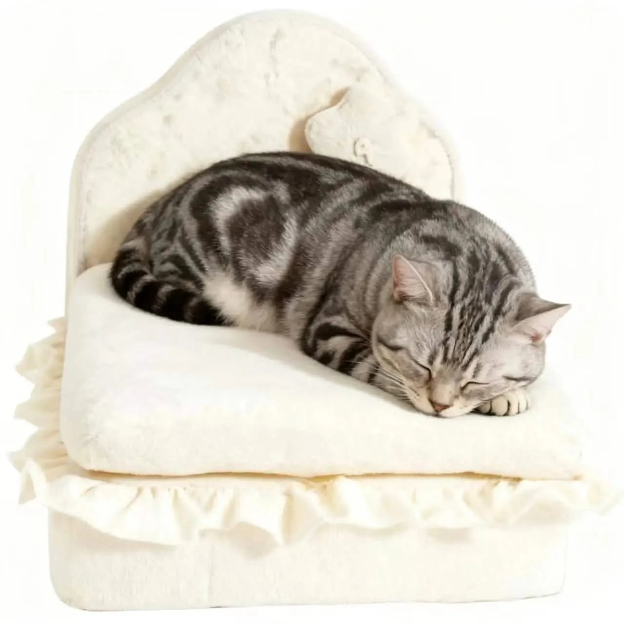 Easy Clean & Maintenance:The bed's easy-clean material makes upkeep a breeze, keeping your pet's space hygienic.
