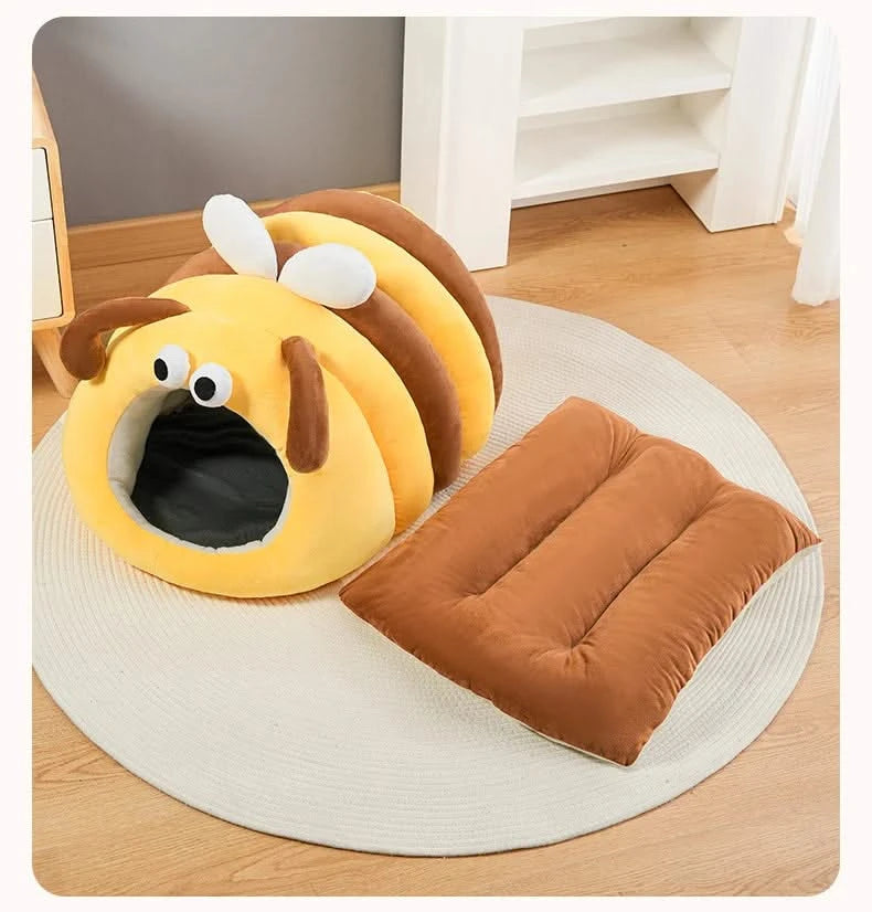 Cat Bed, Bee Shape, Soft Plush, Yellow/Brown, Fluffy Accents, Playful Nest