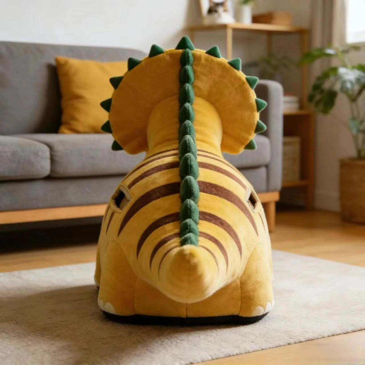 Dino-Themed Cat Bed, Triceratops Design, Plush Material, Yellow, Roaring Comfort, All-Season