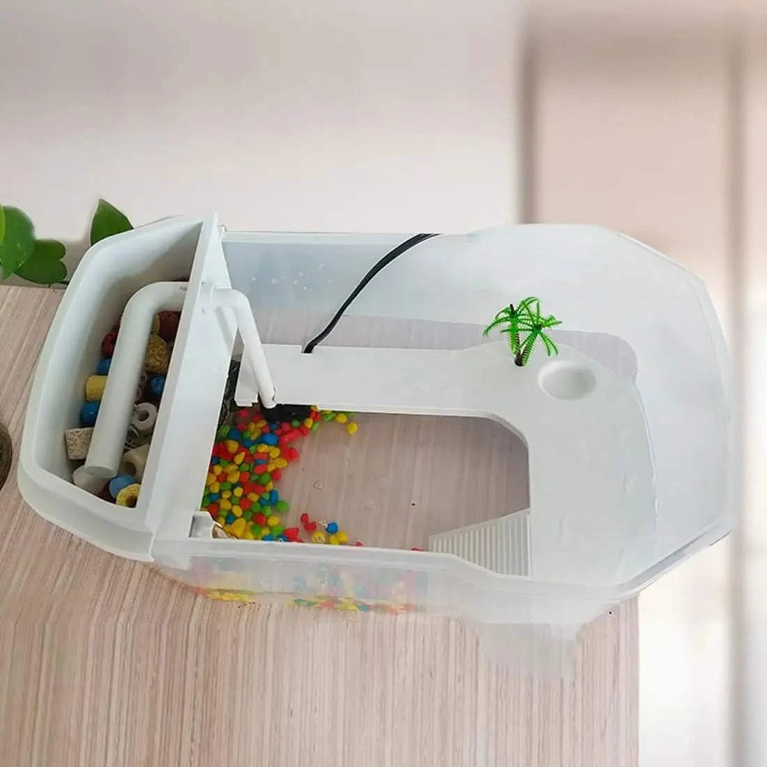 PINVNBY Durable Plastic Turtle Tank Reptile Habitat Aquarium with Basking Platform