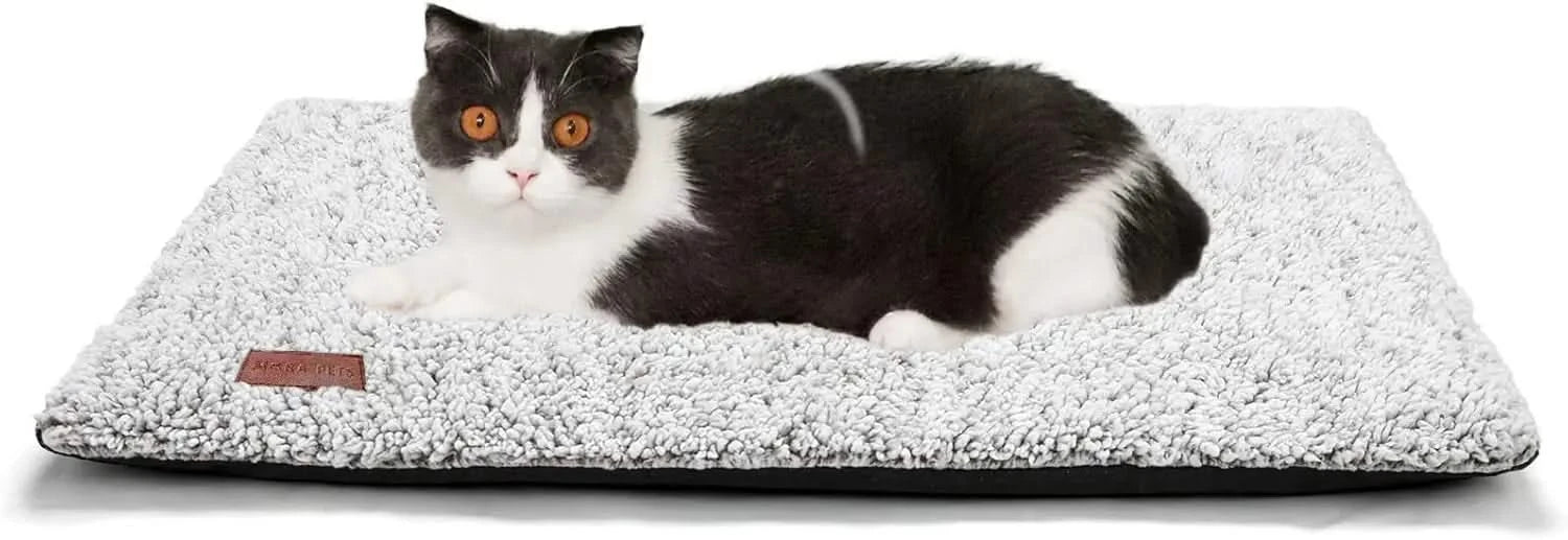 Mora Pets Self-Warming Cat & Dog Mat: Non-Electric Thermal Pad for Indoor/Outdoor Comfort