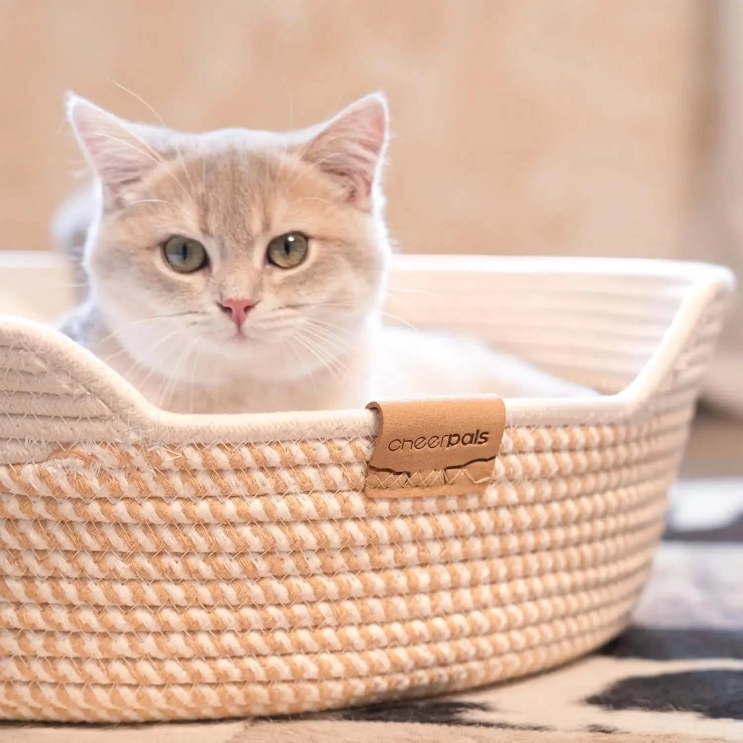 CHEERHOME PETS Woven Cat Basket Bed, Plush Cushion for All-Season Comfort