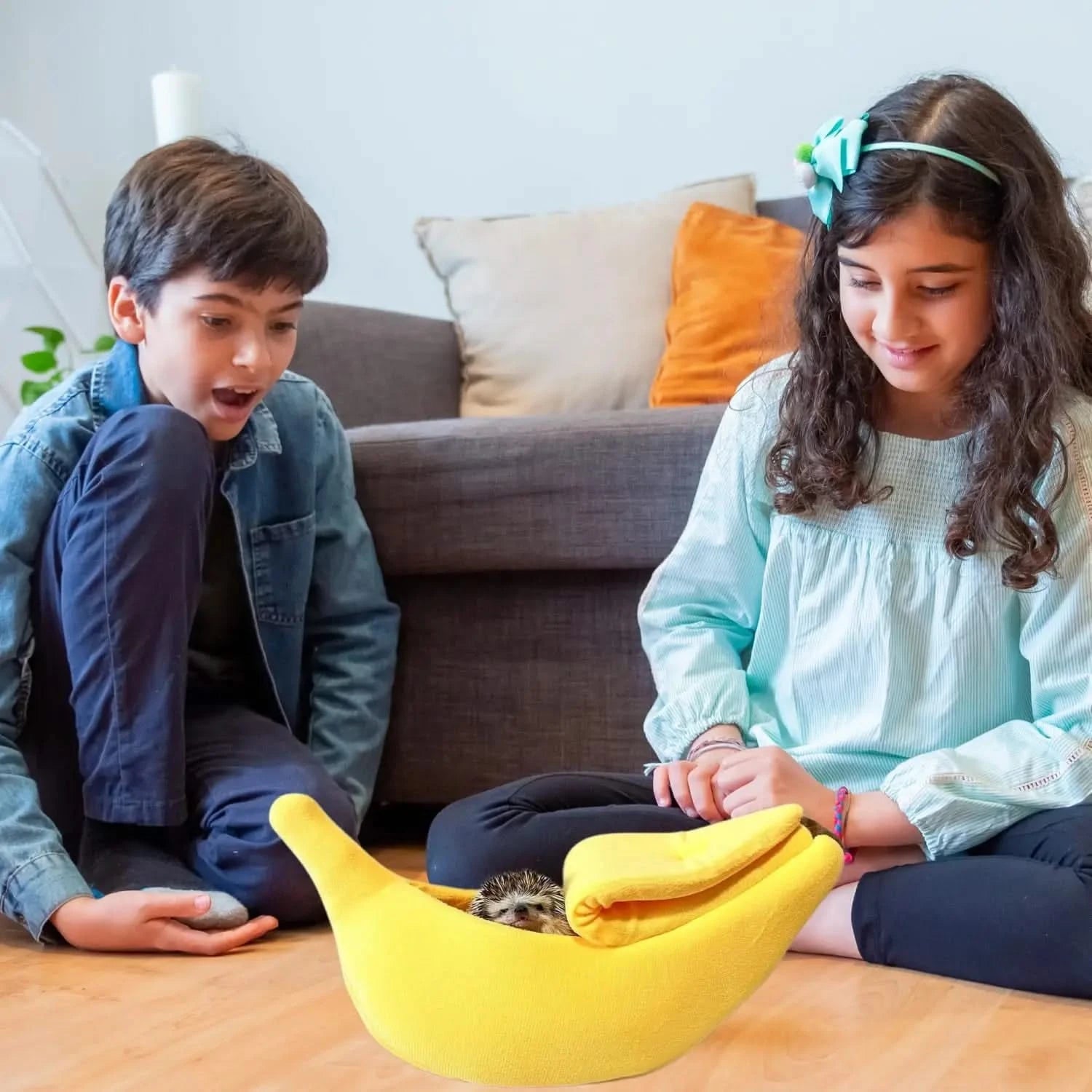 Cozy Banana Cave Small Animal Bed Warm Hideout for Hamster Hedgehog Ferret