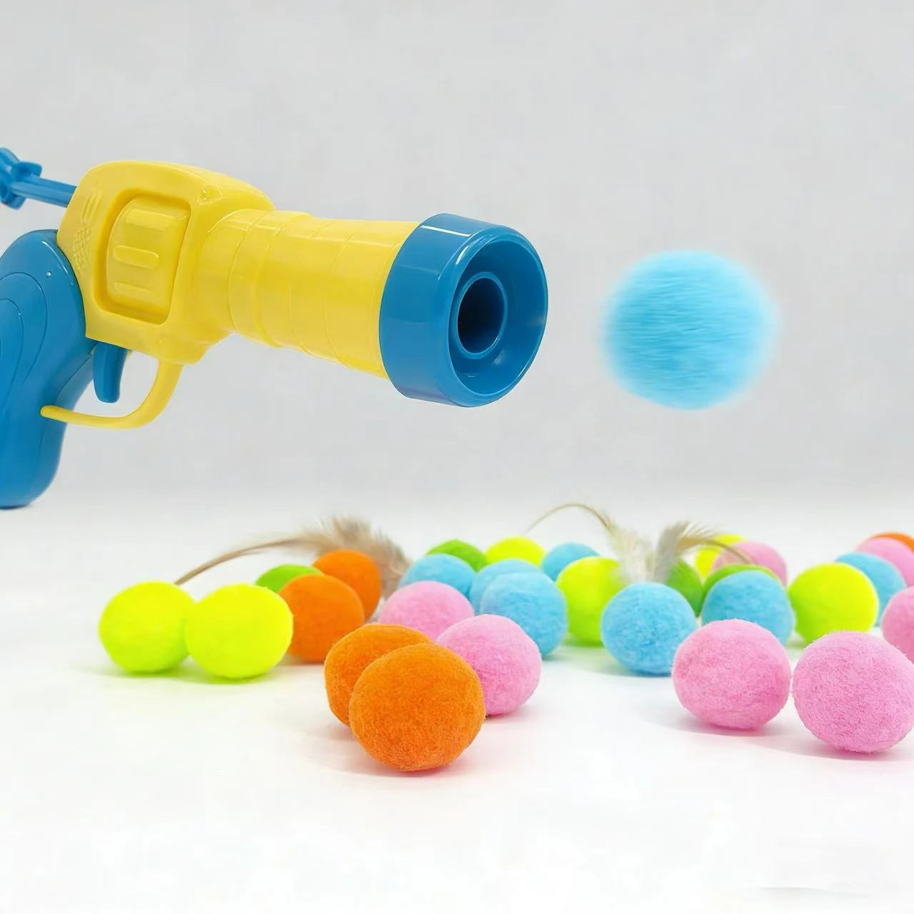 Interactive Launch Play Cat Toy for Cats - Multi-Color Felt Balls Gun-Shape